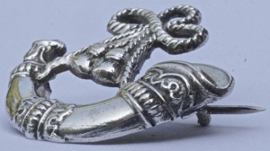 Antique Victorian Scottish Silver Thistles and Horn Brooch